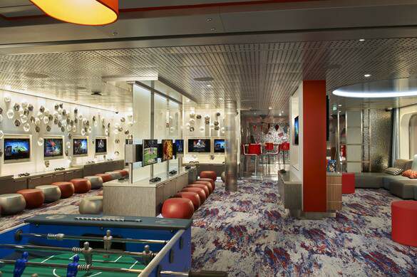 Carnival Mardi Gras & Celebrity - Club O2 1, Credit. Rick Diaz.jpg